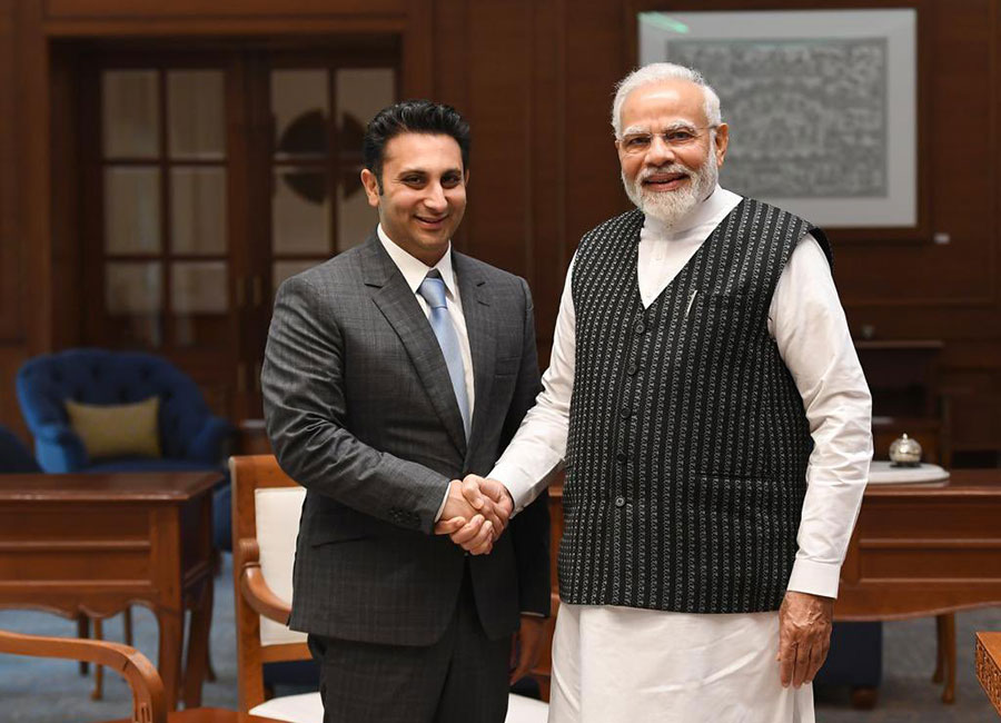 Serum Institute CEO Mr. Adar Poonawalla with Hon'ble Prime Minister Shri. Narendra Modi.